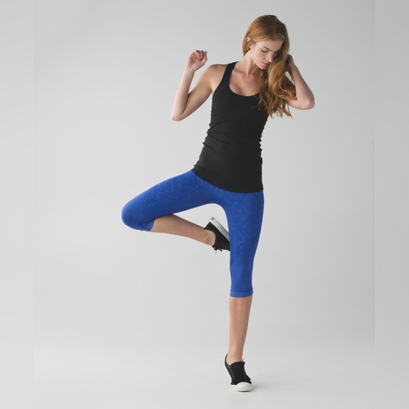lululemon athletica Pants - Lululemon In The Flow Crop II Leggings
